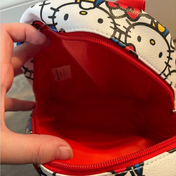 Hello Kitty Mini Backpack NWT main image 4